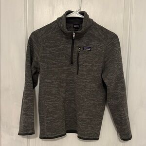Boy’s Patagonia Gray Quarter-Zip Sweater Fleece